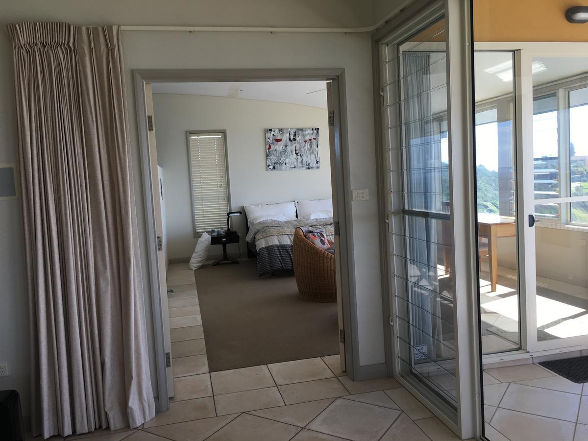 Oceanscape Luxury Beachfront Villas Scotts Head Exteriör bild